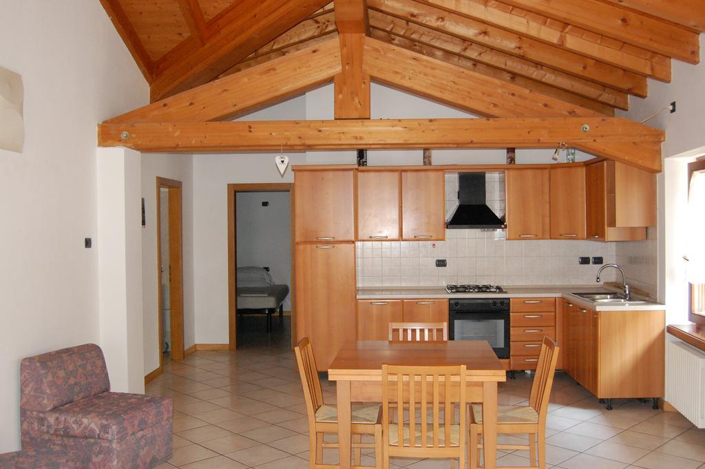 Casella'S Apartments Malcesine Ngoại thất bức ảnh